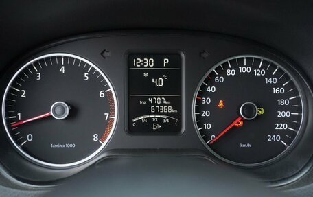 Volkswagen Polo VI (EU Market), 2011 год, 720 000 рублей, 12 фотография