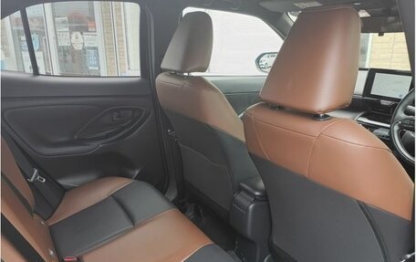 Toyota Yaris Cross, 2024 год, 1 800 014 рублей, 14 фотография
