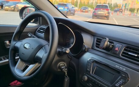 KIA Rio III рестайлинг, 2013 год, 790 000 рублей, 6 фотография