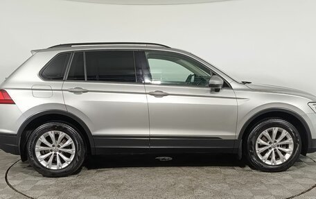 Volkswagen Tiguan II, 2019 год, 2 040 000 рублей, 8 фотография