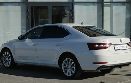 Skoda Superb III рестайлинг, 2019 год, 1 990 000 рублей, 7 фотография