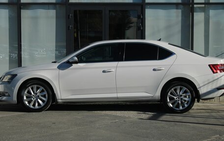 Skoda Superb III рестайлинг, 2019 год, 1 990 000 рублей, 8 фотография