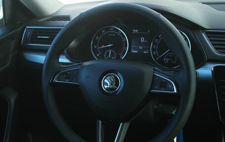 Skoda Superb III рестайлинг, 2019 год, 1 990 000 рублей, 17 фотография