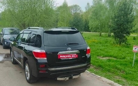 Toyota Highlander III, 2011 год, 1 600 000 рублей, 3 фотография