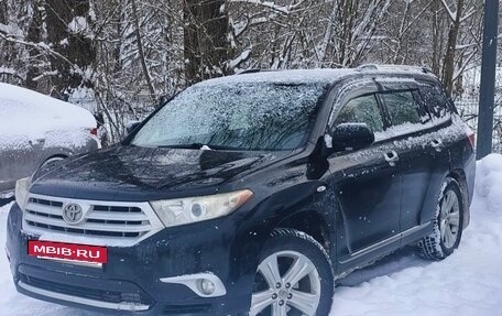 Toyota Highlander III, 2011 год, 1 600 000 рублей, 4 фотография