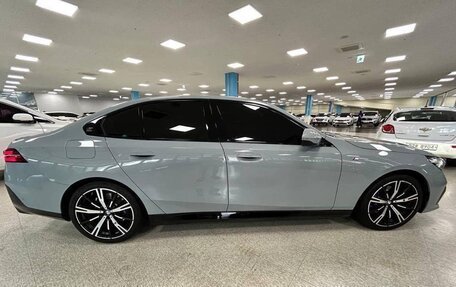 BMW 5 серия, 2025 год, 8 300 000 рублей, 3 фотография