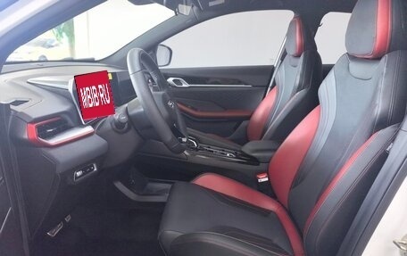 Geely Coolray I, 2022 год, 1 010 000 рублей, 8 фотография