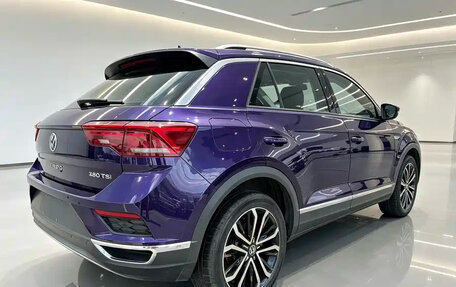 Volkswagen T-Roc I, 2022 год, 1 500 000 рублей, 4 фотография