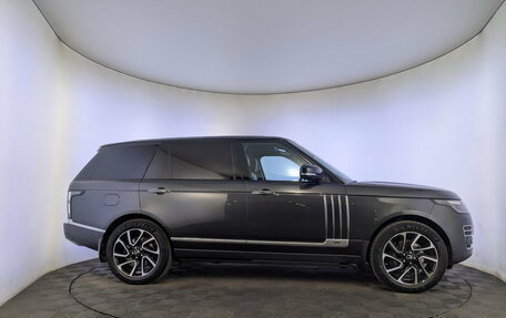 Land Rover Range Rover IV рестайлинг, 2018 год, 6 660 000 рублей, 4 фотография