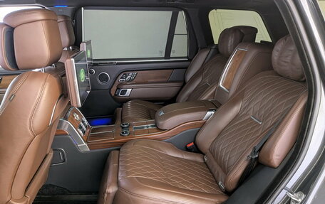 Land Rover Range Rover IV рестайлинг, 2018 год, 6 660 000 рублей, 12 фотография