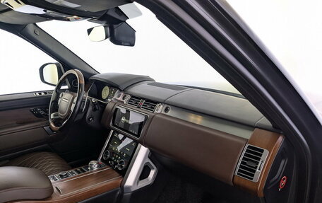 Land Rover Range Rover IV рестайлинг, 2018 год, 6 660 000 рублей, 11 фотография