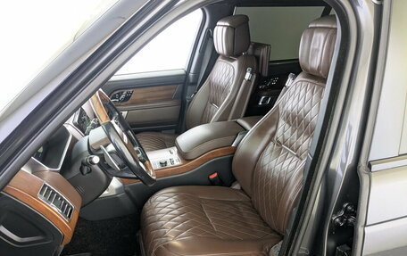 Land Rover Range Rover IV рестайлинг, 2018 год, 6 660 000 рублей, 21 фотография