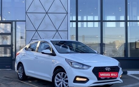 Hyundai Solaris II рестайлинг, 2019 год, 1 399 000 рублей, 3 фотография