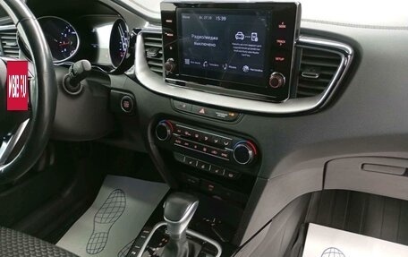 KIA cee'd III, 2022 год, 2 155 000 рублей, 15 фотография