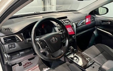 Toyota Camry, 2014 год, 1 699 000 рублей, 10 фотография