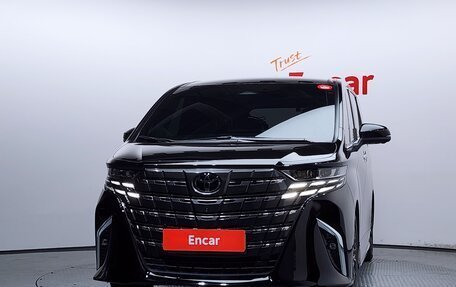 Toyota Alphard, 2024 год, 10 590 000 рублей, 2 фотография