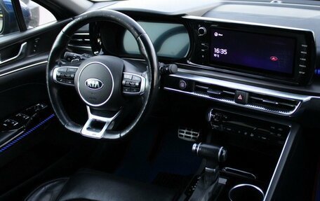 KIA K5, 2021 год, 2 319 000 рублей, 28 фотография