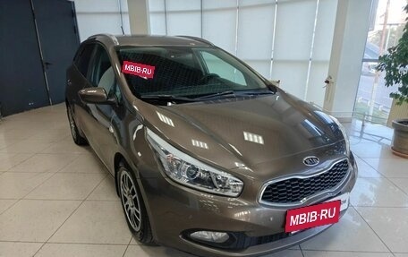 KIA cee'd III, 2013 год, 1 049 000 рублей, 3 фотография