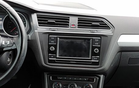 Volkswagen Tiguan II, 2018 год, 2 599 000 рублей, 15 фотография