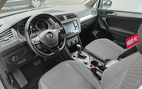 Volkswagen Tiguan II, 2018 год, 2 599 000 рублей, 16 фотография