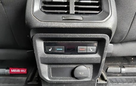 Volkswagen Tiguan II, 2018 год, 2 599 000 рублей, 22 фотография