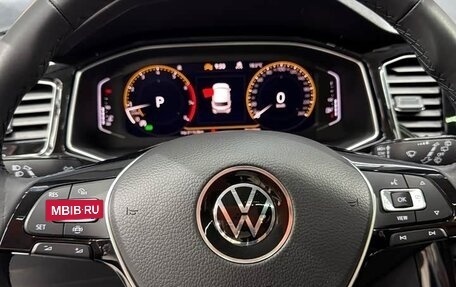 Volkswagen T-Roc I, 2022 год, 1 500 000 рублей, 11 фотография
