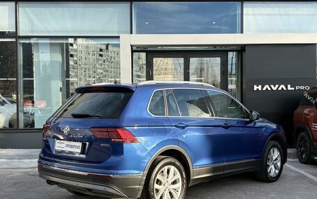 Volkswagen Tiguan II, 2018 год, 2 699 000 рублей, 5 фотография