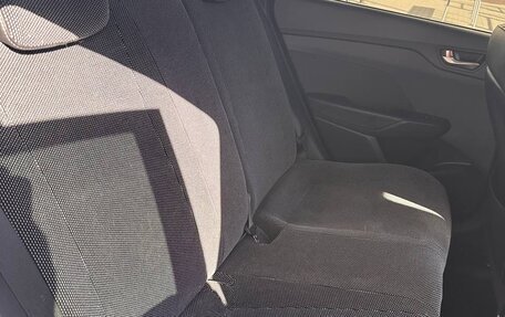 Hyundai Solaris II рестайлинг, 2018 год, 1 550 000 рублей, 9 фотография