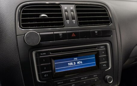 Volkswagen Polo VI (EU Market), 2015 год, 849 000 рублей, 15 фотография