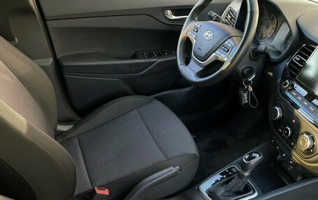 Hyundai Solaris II рестайлинг, 2021 год, 1 570 000 рублей, 14 фотография