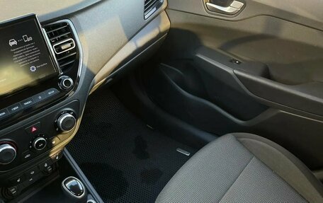 Hyundai Solaris II рестайлинг, 2021 год, 1 570 000 рублей, 13 фотография