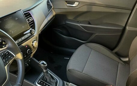Hyundai Solaris II рестайлинг, 2021 год, 1 570 000 рублей, 10 фотография