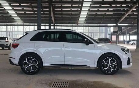 Audi Q3, 2022 год, 2 399 999 рублей, 4 фотография