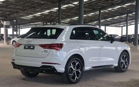 Audi Q3, 2022 год, 2 399 999 рублей, 5 фотография