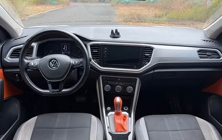 Volkswagen T-Roc I, 2022 год, 1 260 000 рублей, 9 фотография