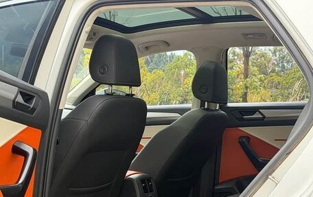 Volkswagen T-Roc I, 2022 год, 1 260 000 рублей, 8 фотография