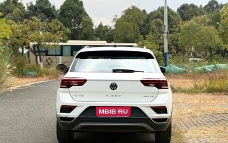 Volkswagen T-Roc I, 2022 год, 1 260 000 рублей, 4 фотография