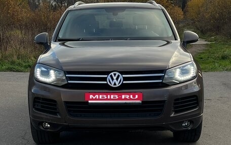 Volkswagen Touareg III, 2012 год, 1 390 000 рублей, 3 фотография