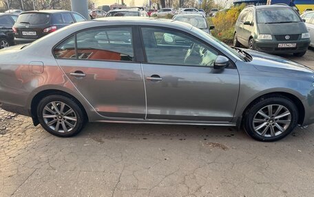 Volkswagen Jetta VII, 2012 год, 950 000 рублей, 3 фотография
