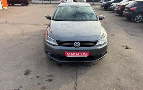 Volkswagen Jetta VII, 2012 год, 950 000 рублей, 11 фотография