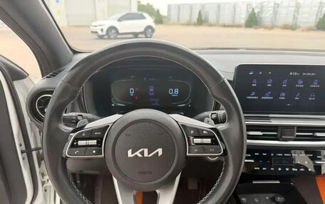 KIA K3, 2023 год, 1 800 000 рублей, 9 фотография