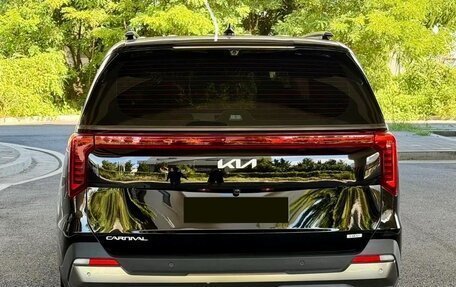 KIA Carnival, 2024 год, 4 714 000 рублей, 4 фотография