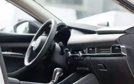 Mazda 3, 2022 год, 1 875 000 рублей, 10 фотография