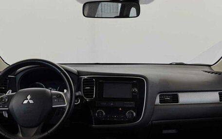 Mitsubishi Outlander III рестайлинг 3, 2014 год, 1 155 000 рублей, 5 фотография