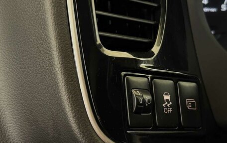 Mitsubishi Outlander III рестайлинг 3, 2014 год, 1 155 000 рублей, 8 фотография