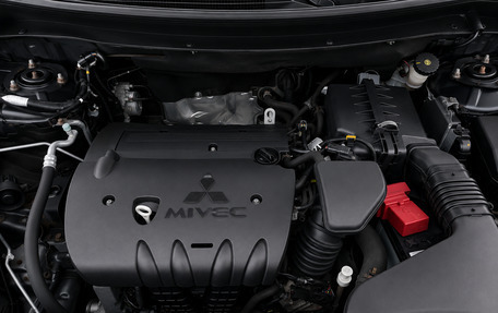 Mitsubishi Outlander III рестайлинг 3, 2014 год, 1 155 000 рублей, 15 фотография