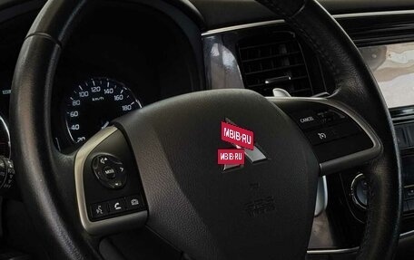 Mitsubishi Outlander III рестайлинг 3, 2014 год, 1 155 000 рублей, 11 фотография