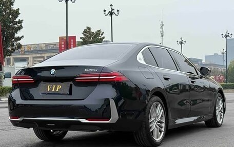 BMW 5 серия, 2023 год, 5 700 333 рублей, 4 фотография