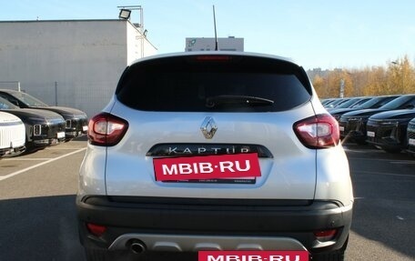 Renault Kaptur I рестайлинг, 2021 год, 990 000 рублей, 5 фотография