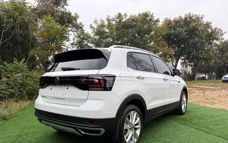 Volkswagen T-Cross I, 2022 год, 1 670 000 рублей, 4 фотография